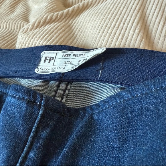 NWT Free People Penny Pull-On Flare Jeans Rich Blue Size 25 - Picture 9 of 14